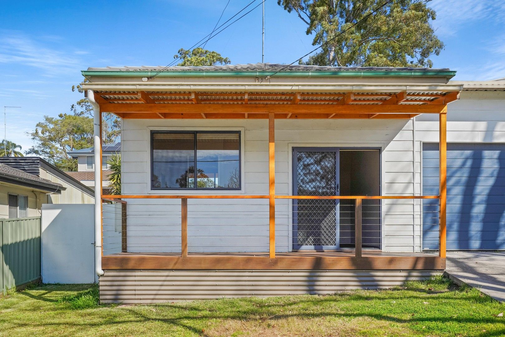 1 bedrooms Studio in 2a Bellbowrie Avenue NARARA NSW, 2250