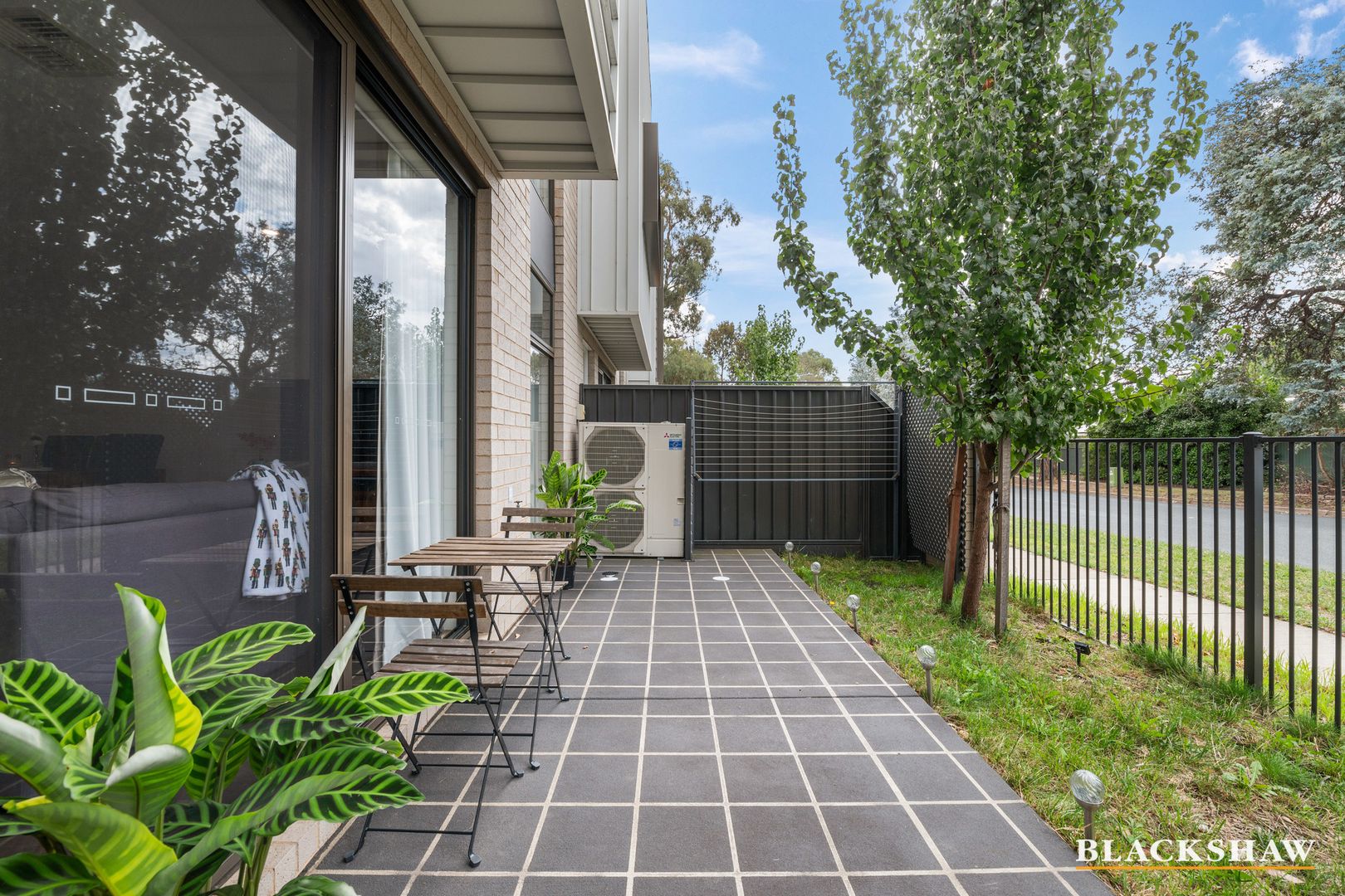 3/42 Fullagar Crescent, Higgins ACT 2615, Image 2