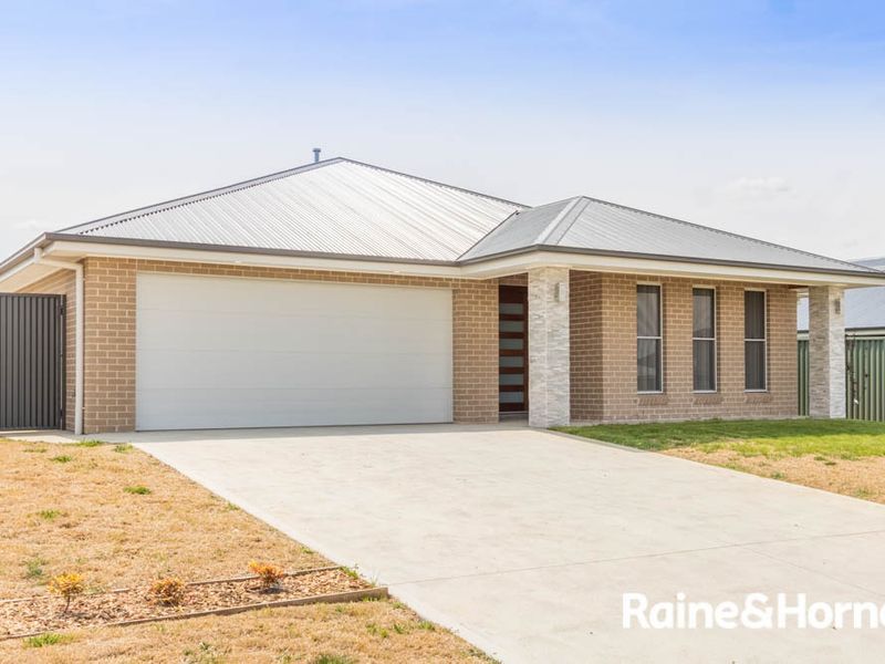 7 Fraser Drive, Eglinton NSW 2795, Image 0