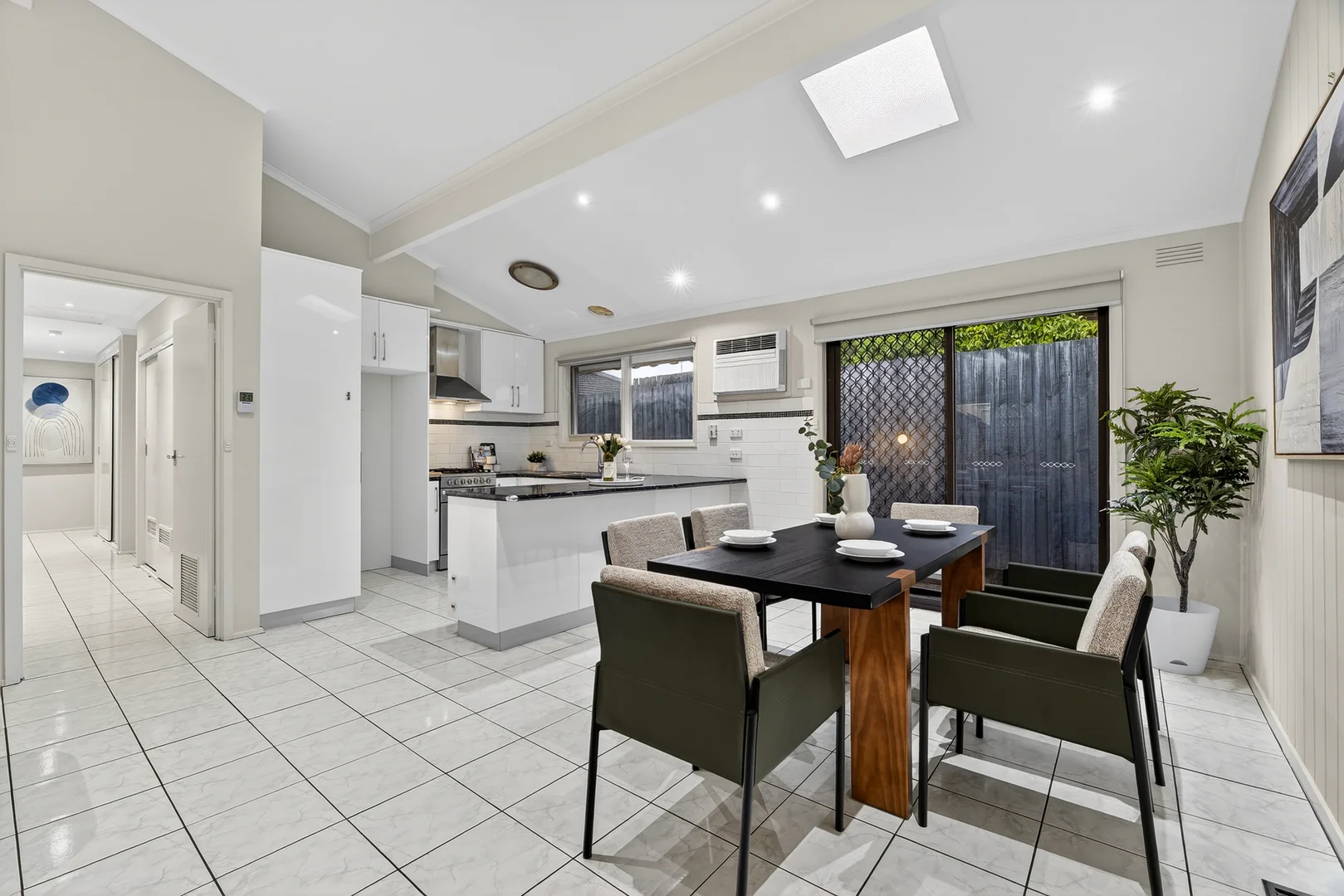 Additional image 7 of 22 Tandara Avenue, Doncaster VIC 3108