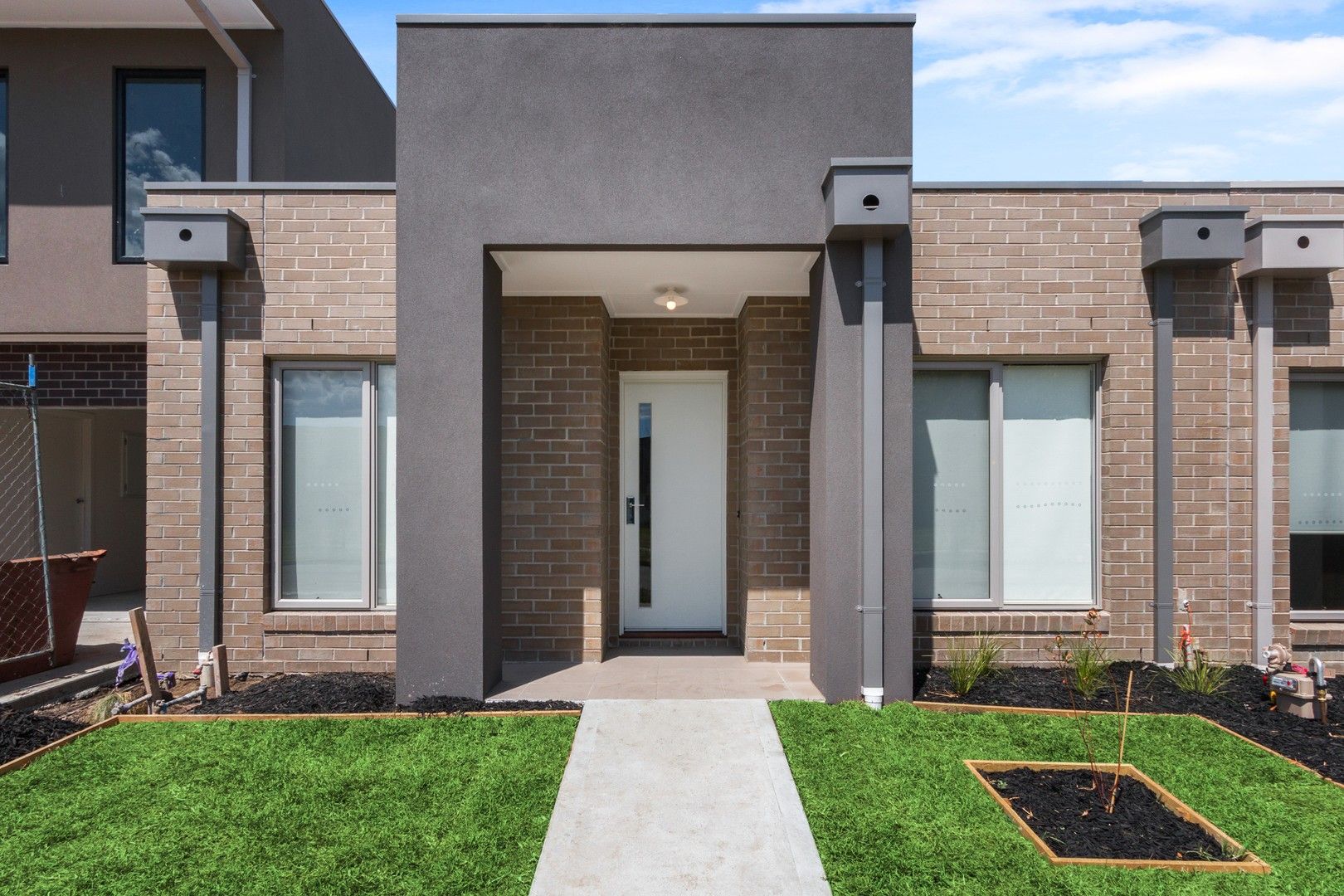 3 bedrooms House in 12 Viridian Avenue OFFICER VIC, 3809