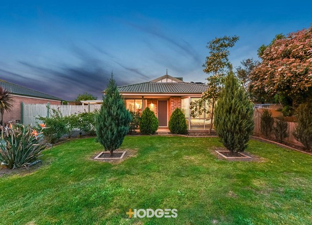 18 Beech Place, Hallam VIC 3803