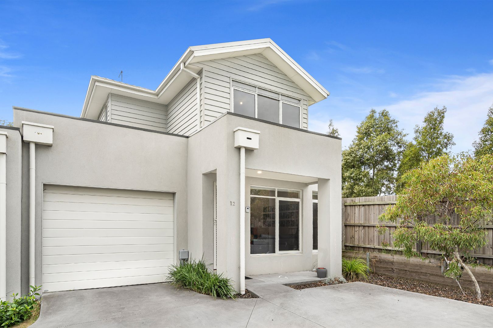 12 Sunnyoaks Lane, Hampton Park VIC 3976, Image 1