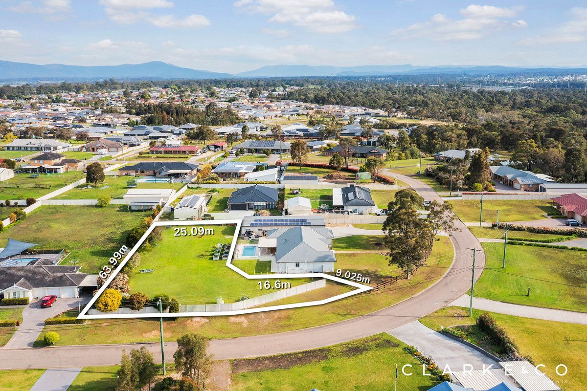 2/56 Forbes Crescent, Heddon Greta NSW 2321 Domain