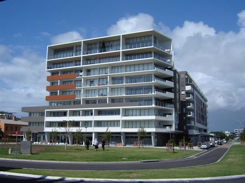 605/2 Honeysuckle Drive, Newcastle NSW 2300, Image 0