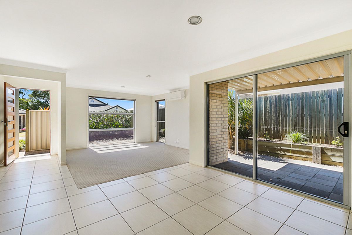 1/16 Argus Court, Middle Ridge QLD 4350, Image 2