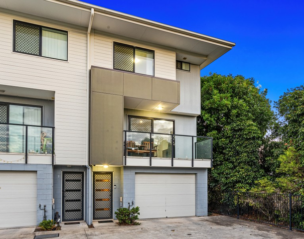 10/10 Riverview Road, Nerang QLD 4211