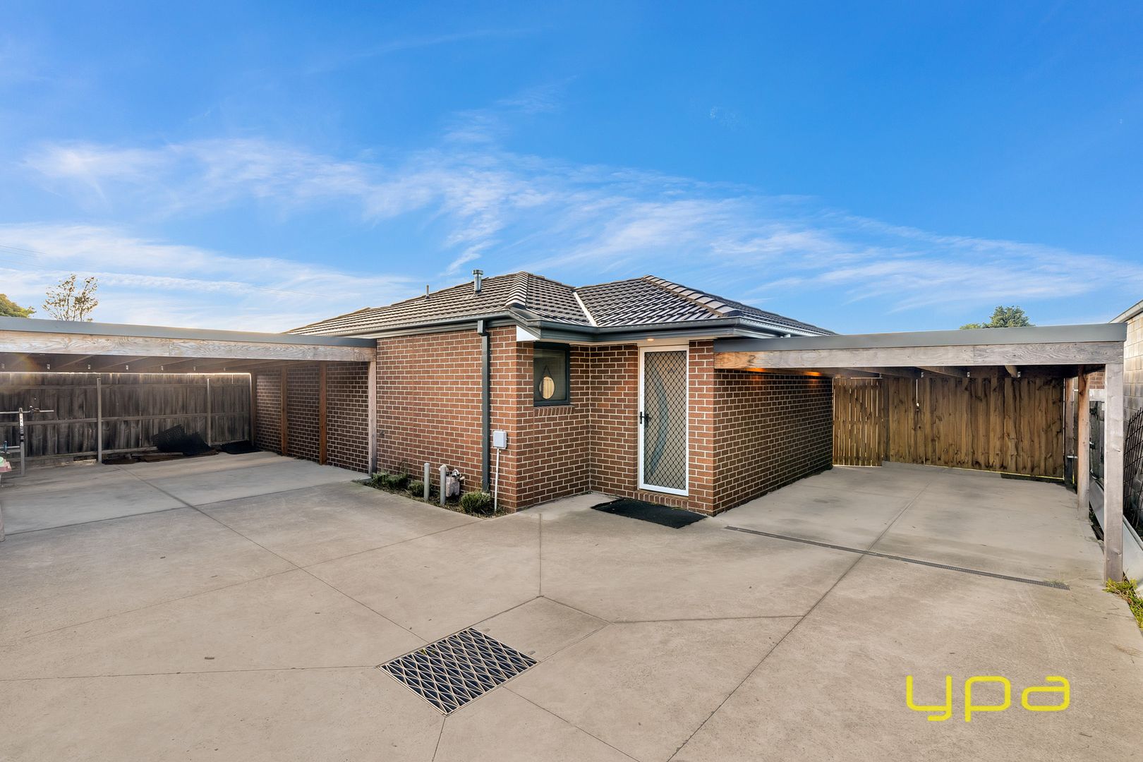 2/69 Camms Road, Cranbourne VIC 3977, Image 1