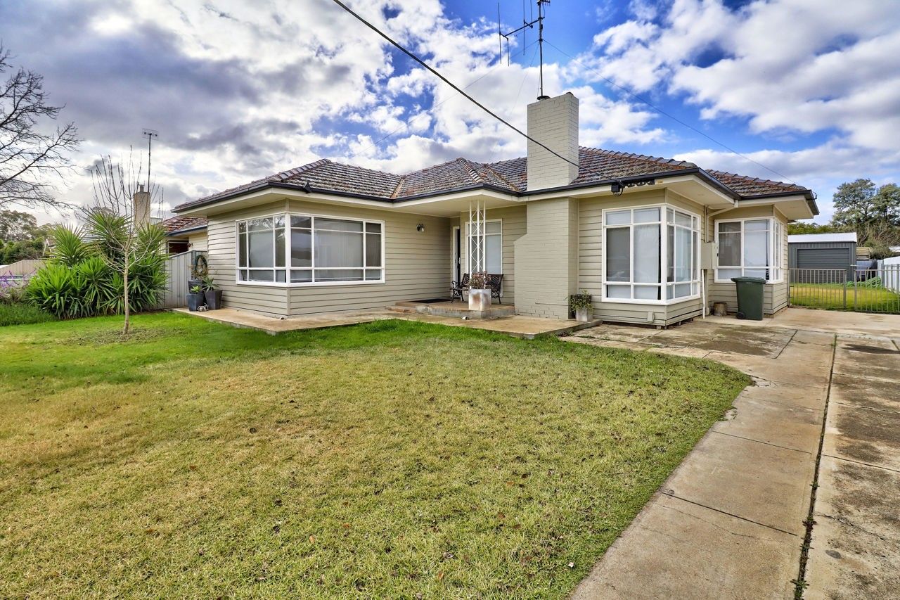 471 Cressy Street, Deniliquin NSW 2710 Domain