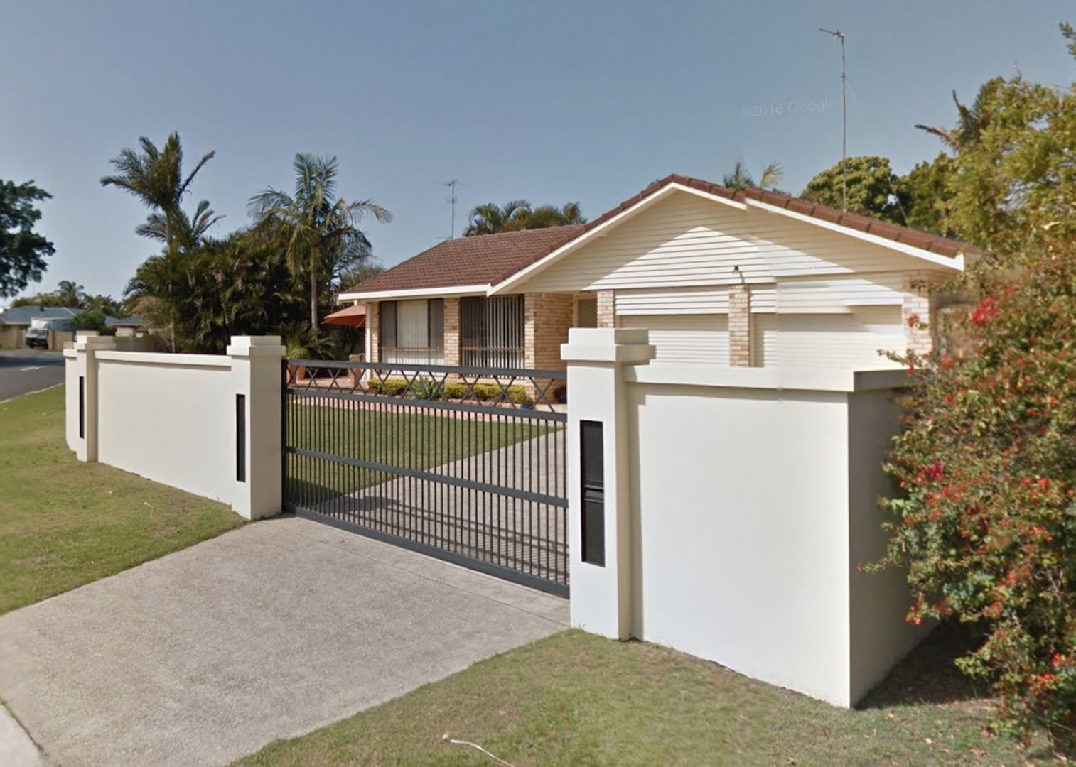 Mermaid Waters QLD 4218 3 beds house for Sale, Priced to Sell at 845,000 2015657505 Domain