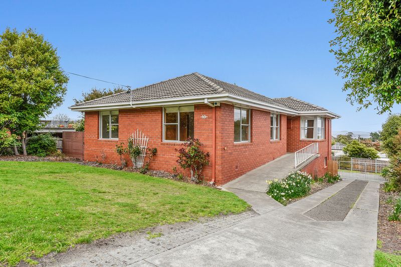 3 bedrooms House in 18 Maluka Street BELLERIVE TAS, 7018