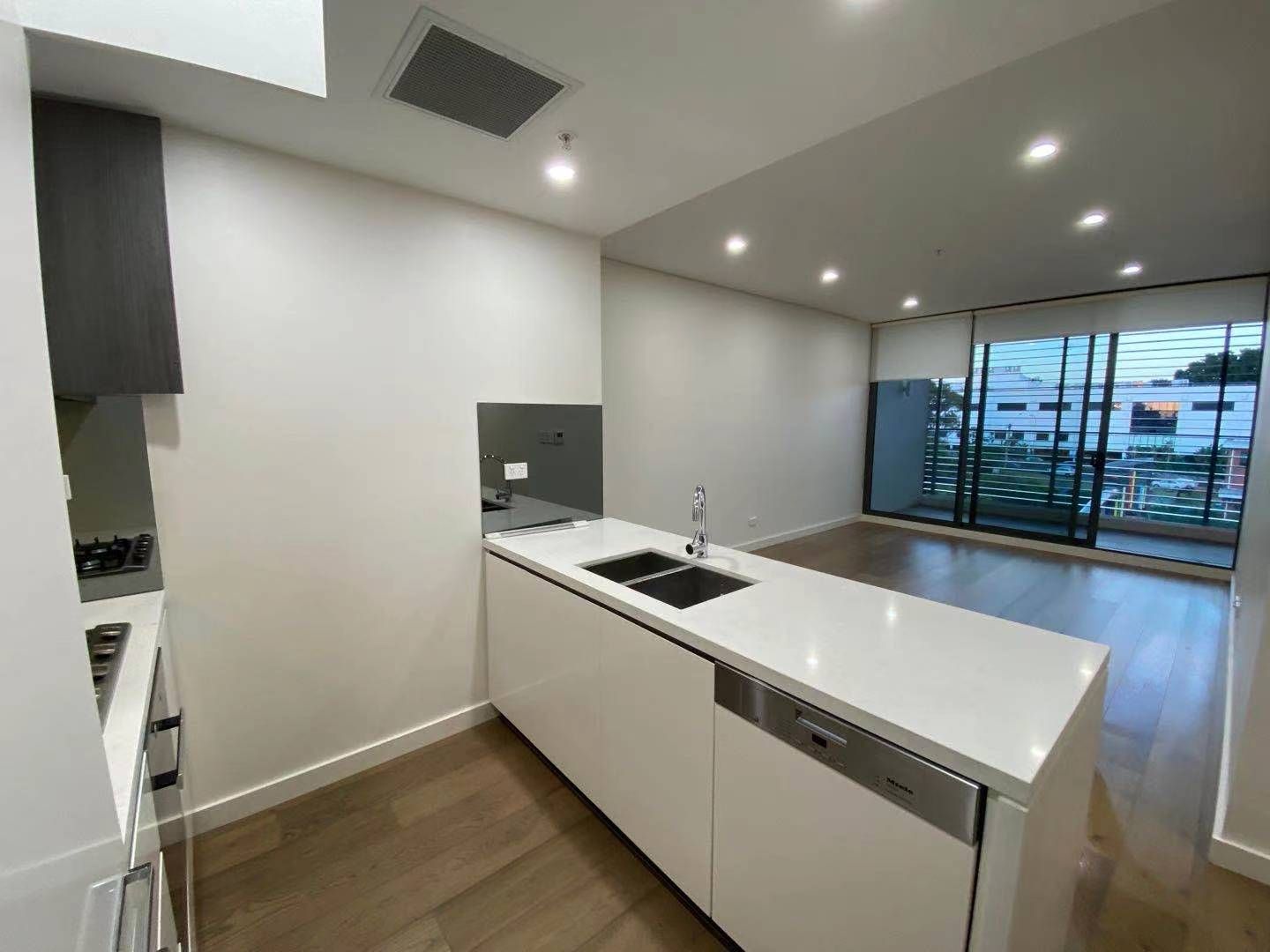 2 bedrooms Apartment / Unit / Flat in A402/16 Gadigal Avenue WATERLOO NSW, 2017
