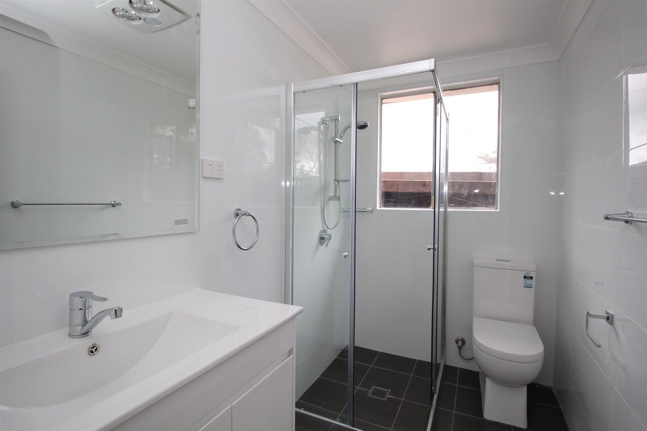 3 bedrooms House in 48 Quintana Avenue BAULKHAM HILLS NSW, 2153