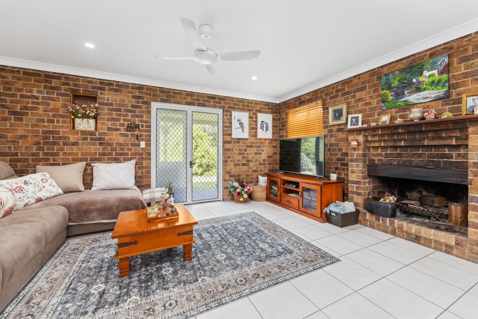 3331 D'Aguilar Highway, Stony Creek QLD 4514 Domain