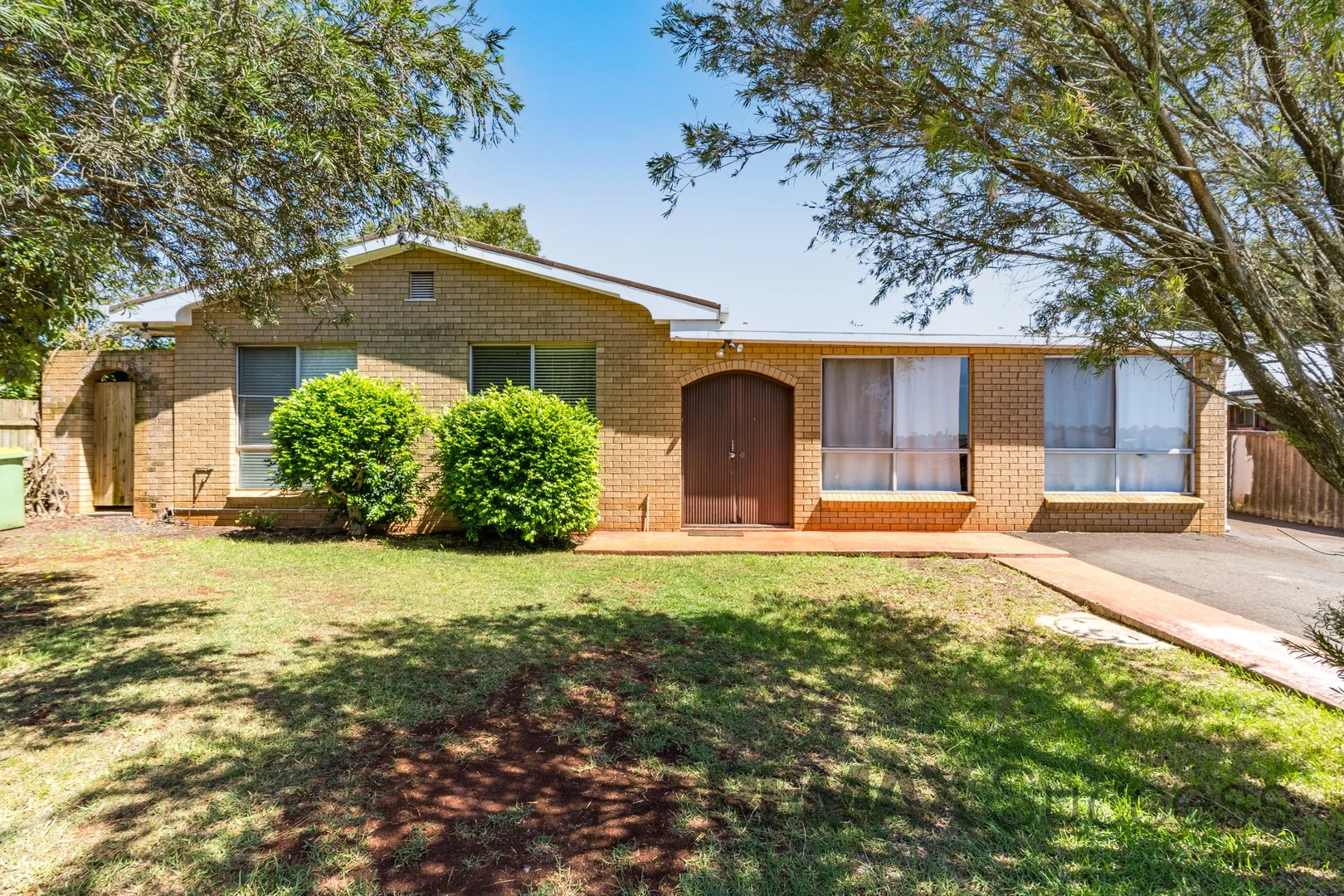 67 Hoepper Street, Kearneys Spring QLD 4350
