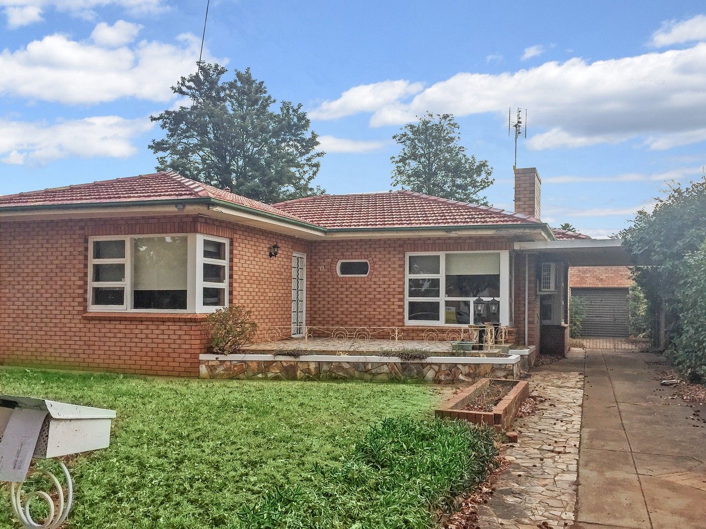 3 bedrooms House in 13 Roycox Cresent DUBBO NSW, 2830