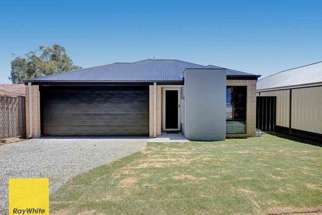 Picture of 61 Burbridge Avenue, KOONDOOLA WA 6064