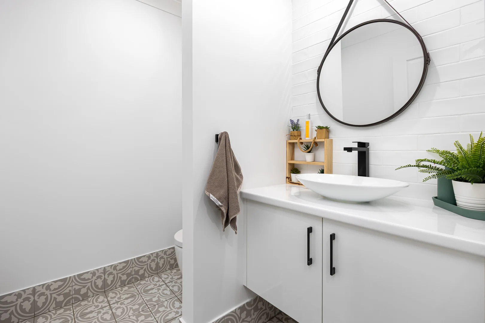 Additional image 11 of 15 Bondi Crescent, Gobbagombalin NSW 2650