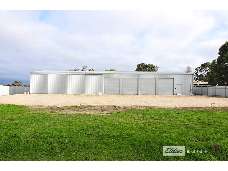 Vacant land in 13 Princess Highway, KINGSTON SE SA, 5275