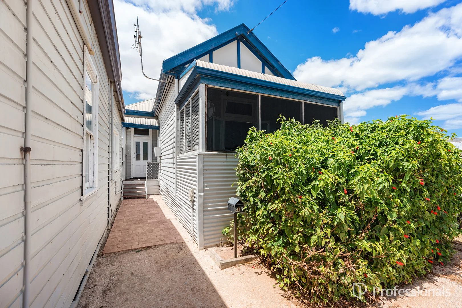 B/21 Sanford Street, Geraldton WA 6530