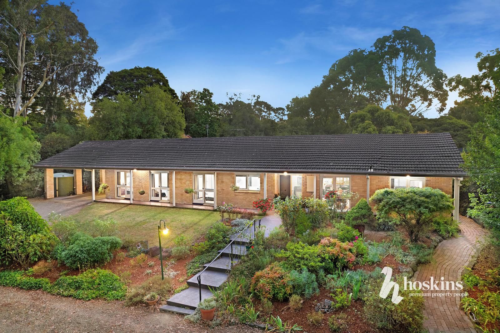 29-31 Craithie Avenue, Park Orchards VIC 3114, Image 0