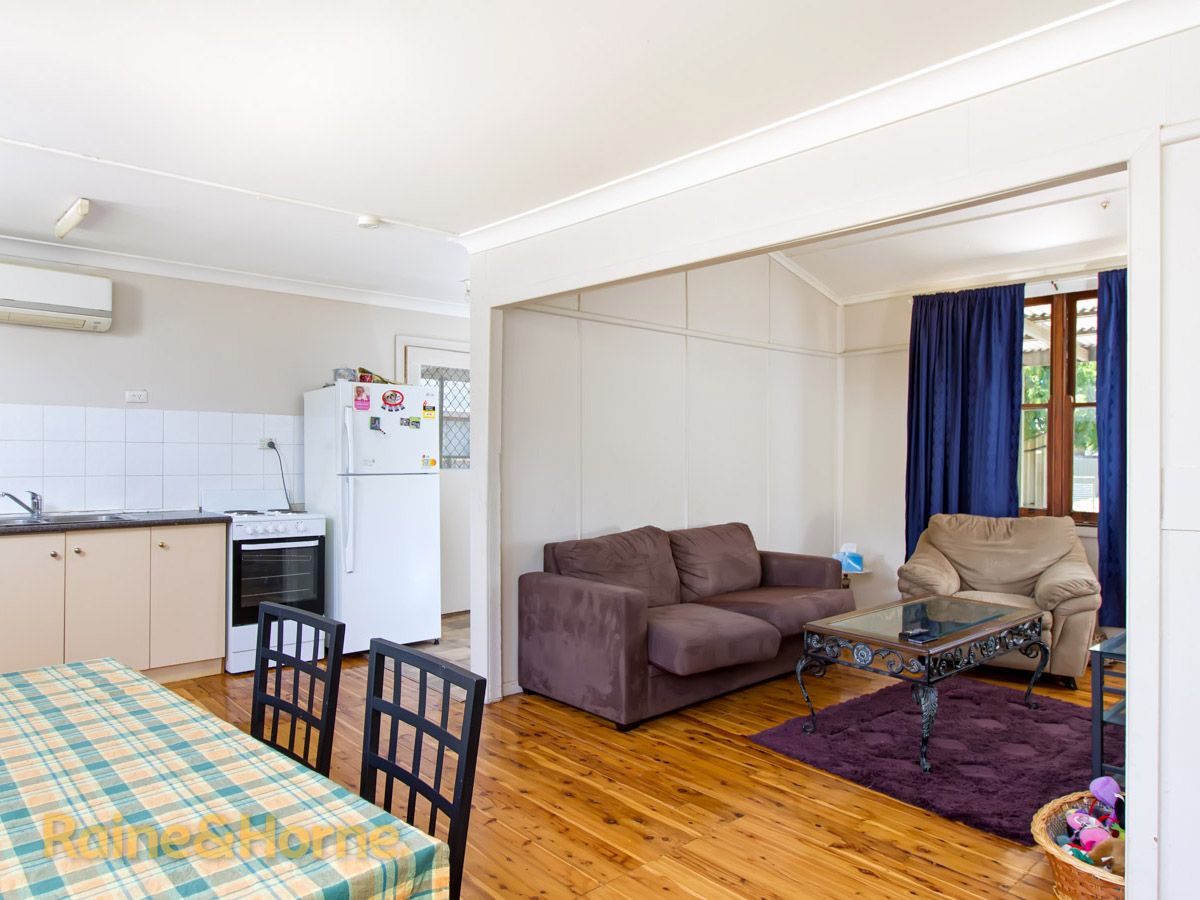 14 Davidson Street, The Rock NSW 2655, Image 1