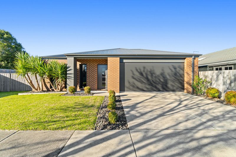 3 bedrooms House in 2 Lucas Street TRARALGON VIC, 3844