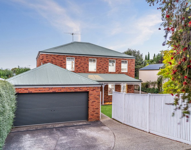 10 Burgundy Drive, Waurn Ponds VIC 3216