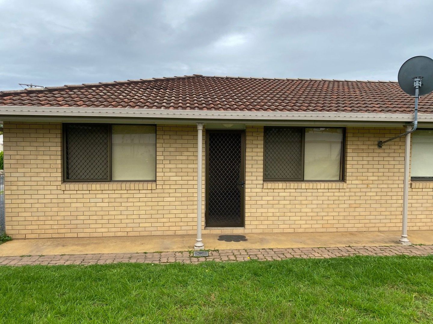 37 Oswald Street, Inverell NSW 2360, Image 0