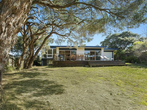 21 Ellesmere Street, Blairgowrie VIC 3942