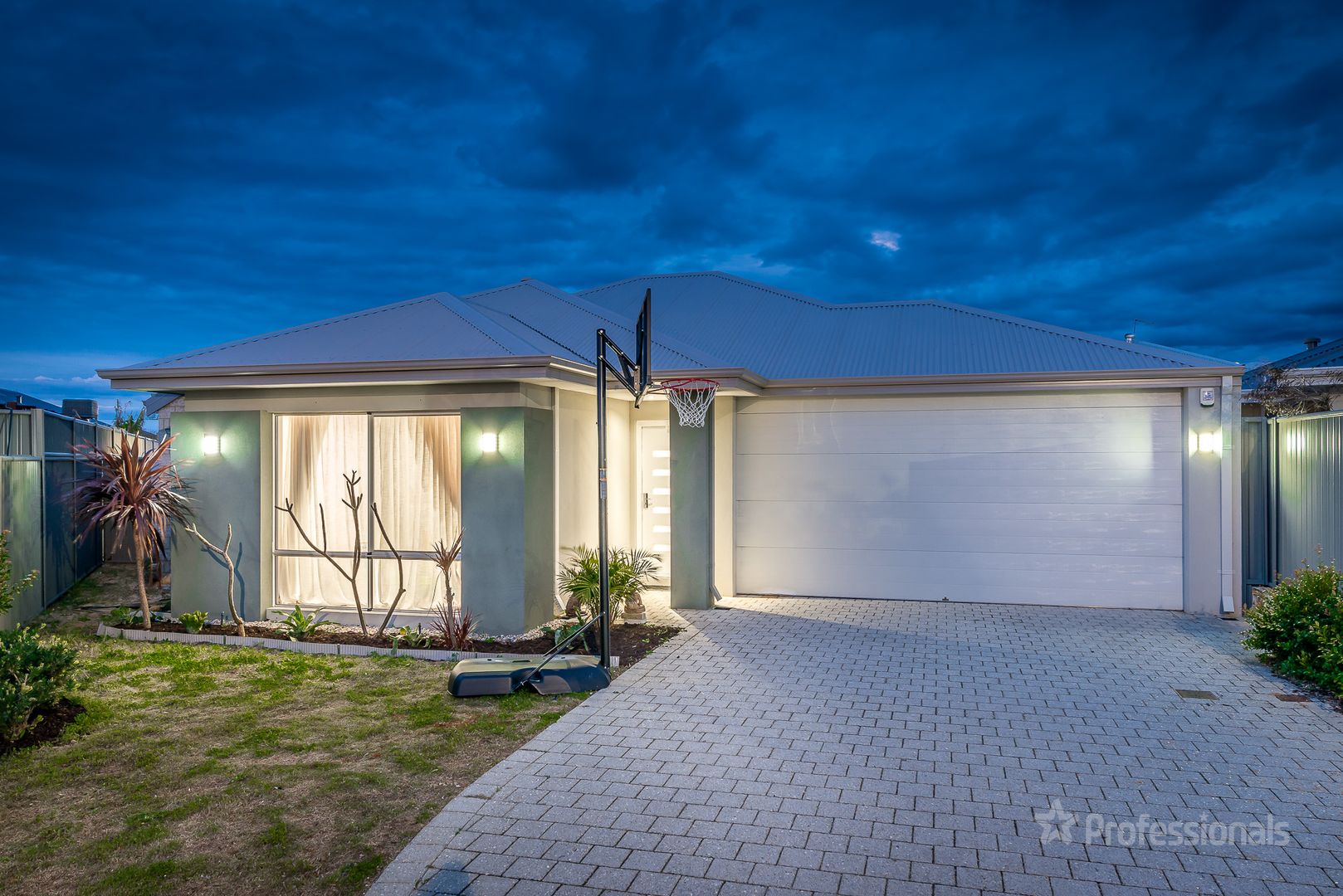 35 Arylide Grove, Eglinton WA 6034, Image 1