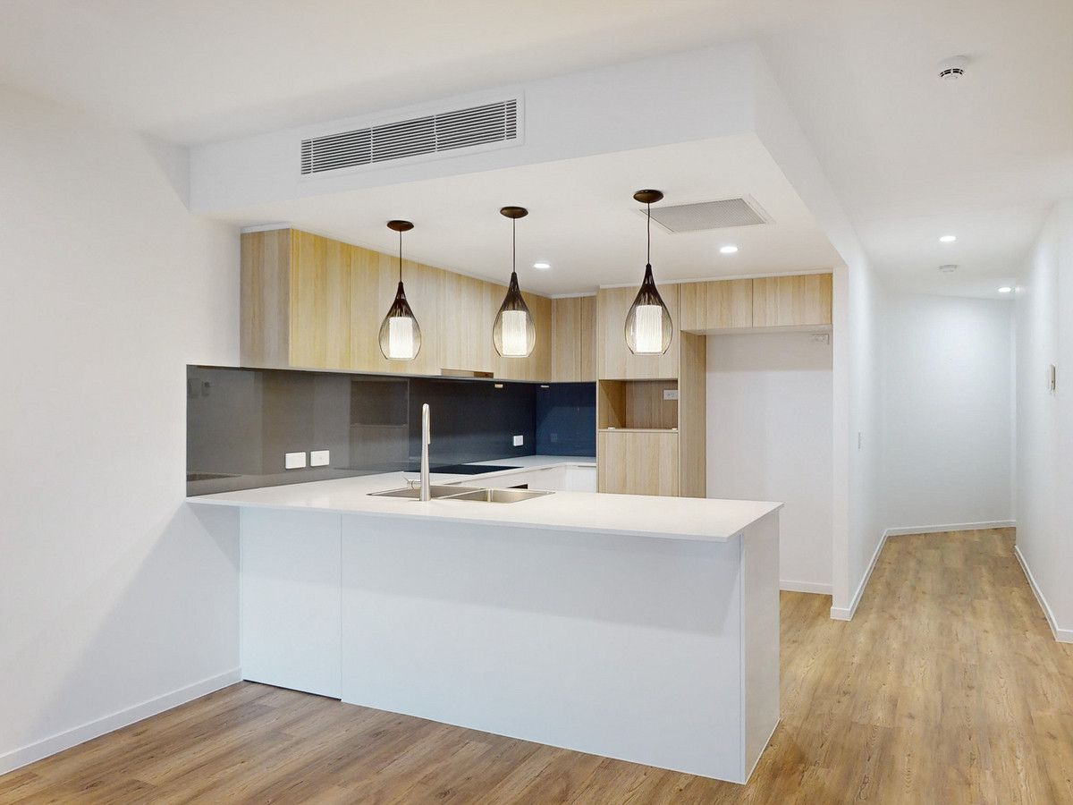 2 bedrooms Apartment / Unit / Flat in 14/14 Alfred Street WOODY POINT QLD, 4019