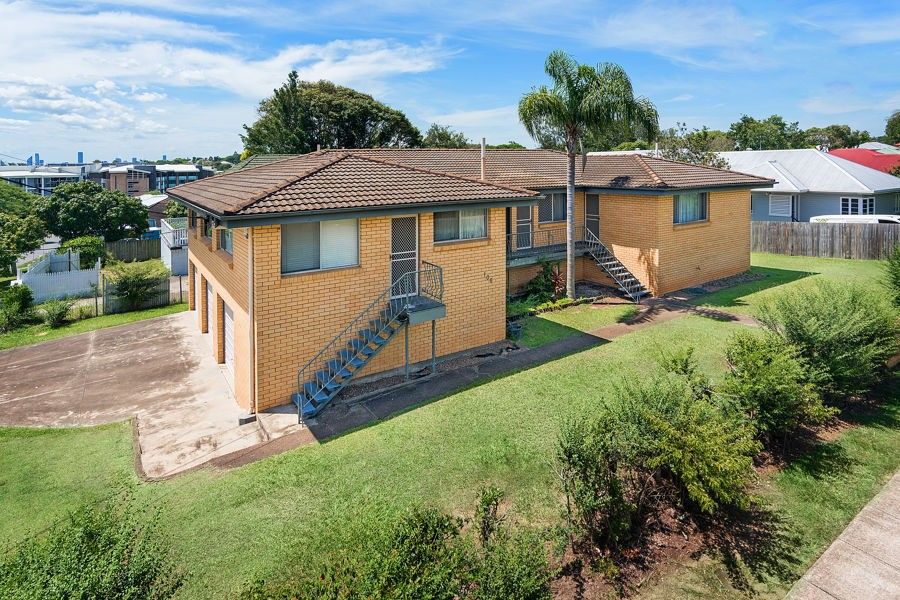 106 Oates Avenue, Holland Park QLD 4121, Image 2