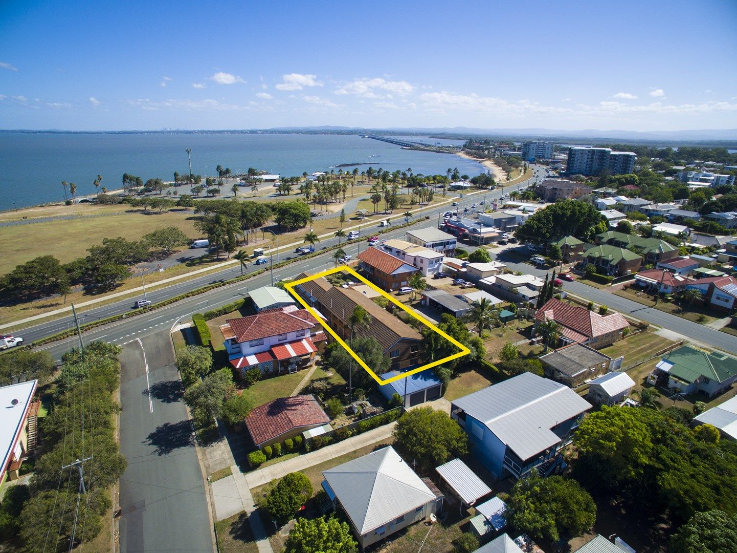 2/124 Hornibrook Esplanade, Clontarf QLD 4019, Image 1