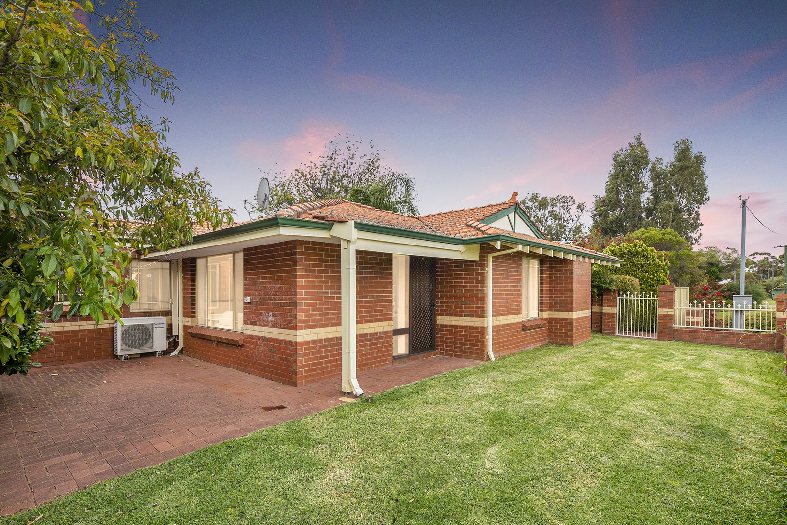 1/131 West Road, Bassendean WA 6054, Image 1