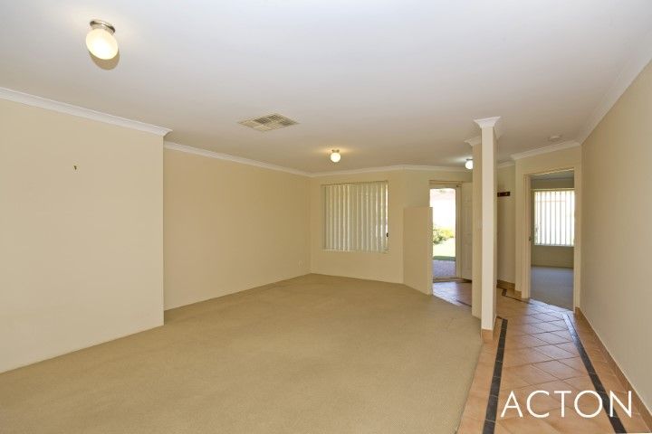 8 The Ridge, Halls Head WA 6210, Image 2