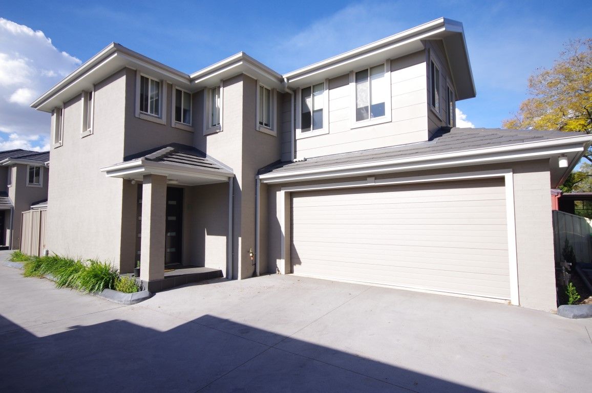 3 bedrooms Townhouse in 1/107 Lennox Street RICHMOND NSW, 2753