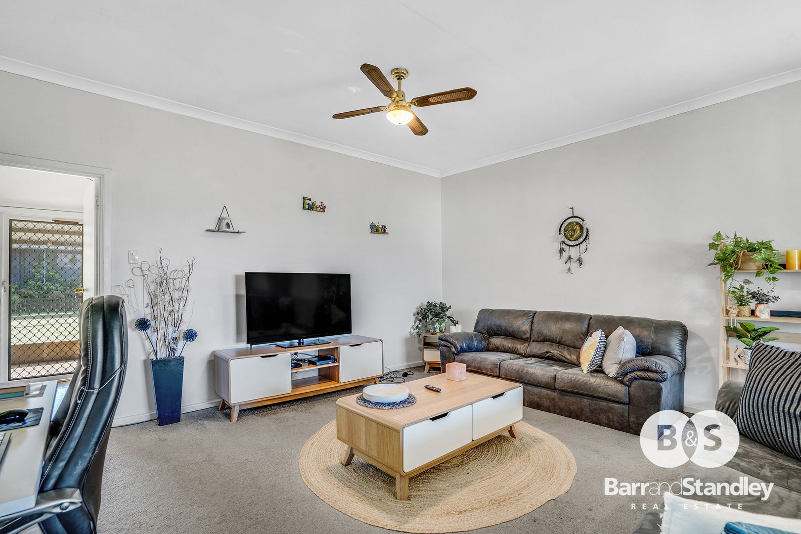 39 Simpson Street, Collie WA 6225, Image 2