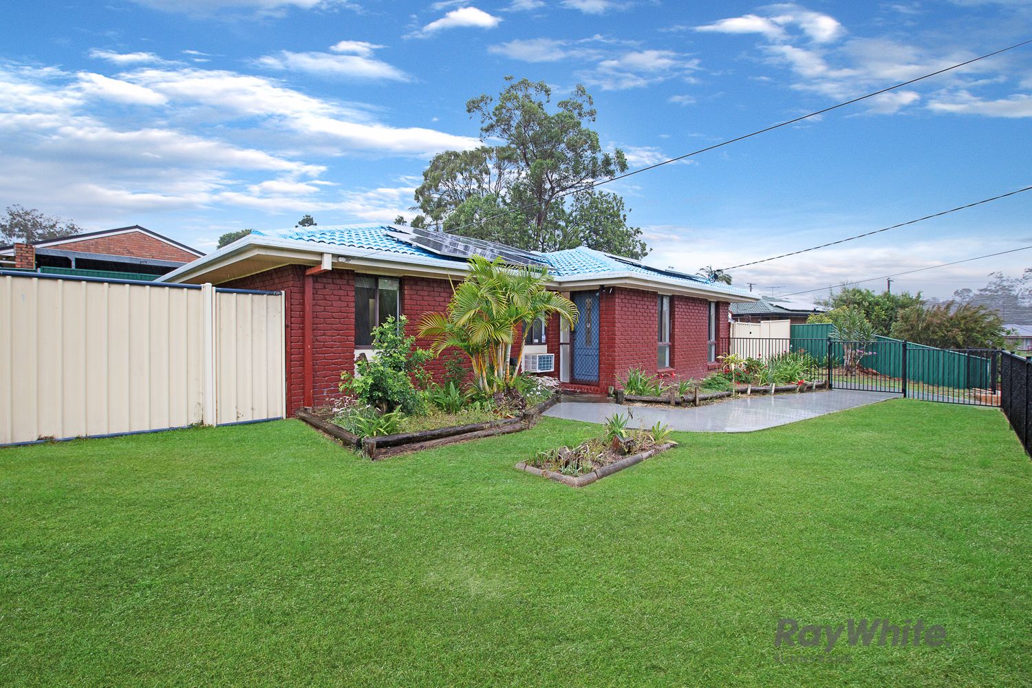 19 Regency Drive, Regents Park QLD 4118 House For Rent 550 Domain