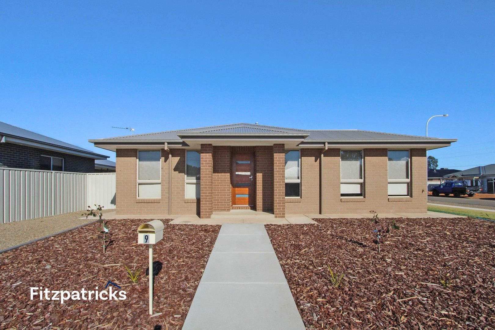 3 bedrooms House in 9 Peacock Drive TURVEY PARK NSW, 2650