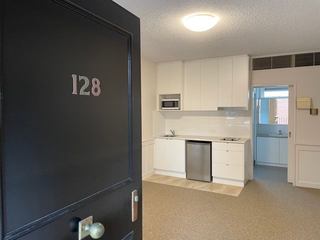 Apartment / Unit / Flat in 51 Rathdowne Street, CARLTON VIC, 3053
