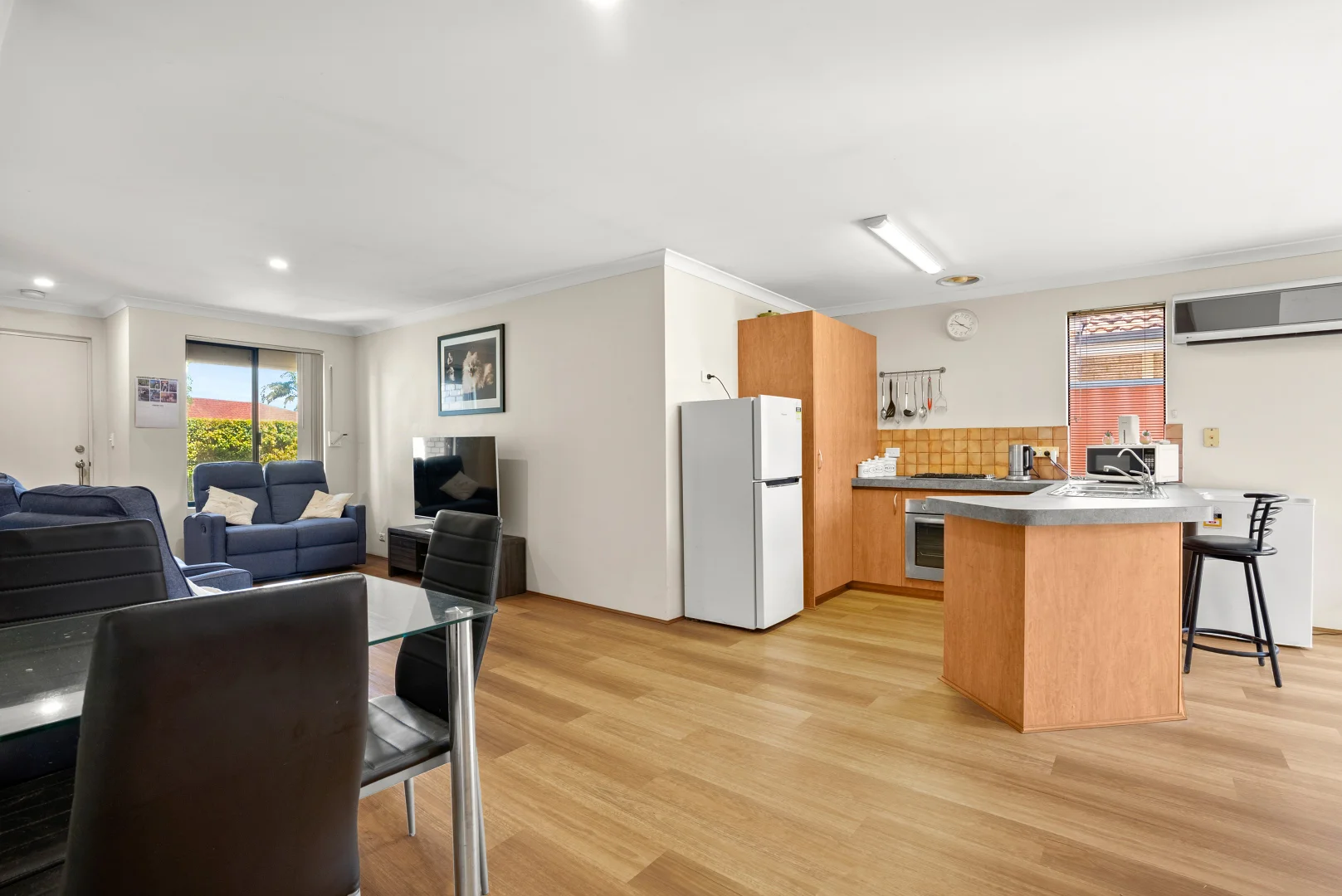 Additional image 4 of 3/4 Moreton Crescent, Warnbro WA 6169