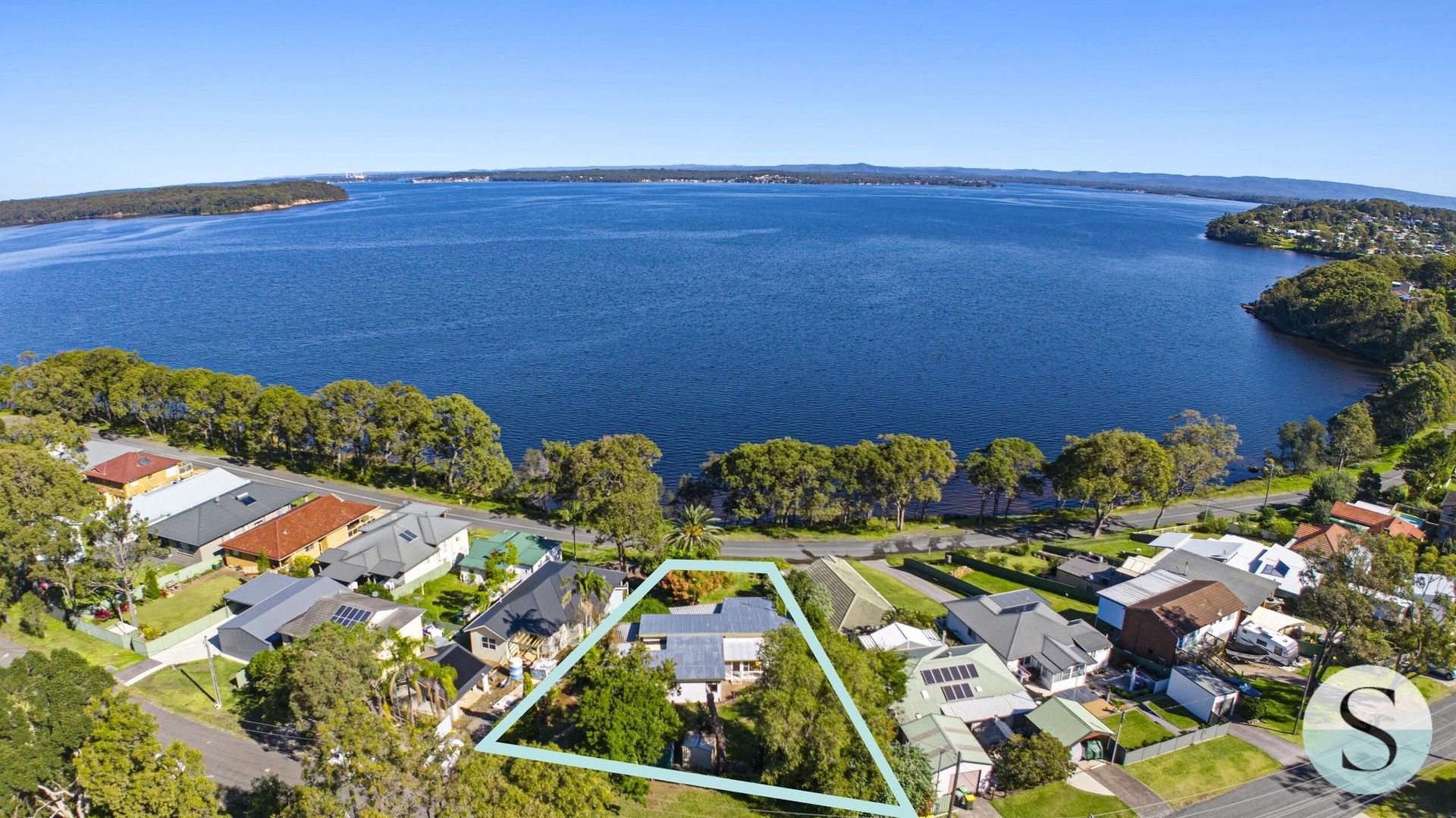 32 Wangi Point Road, Wangi Wangi NSW 2267, Image 0