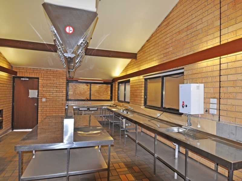 2 Crawley Street Junee Nsw 2663 Apartment For Rent