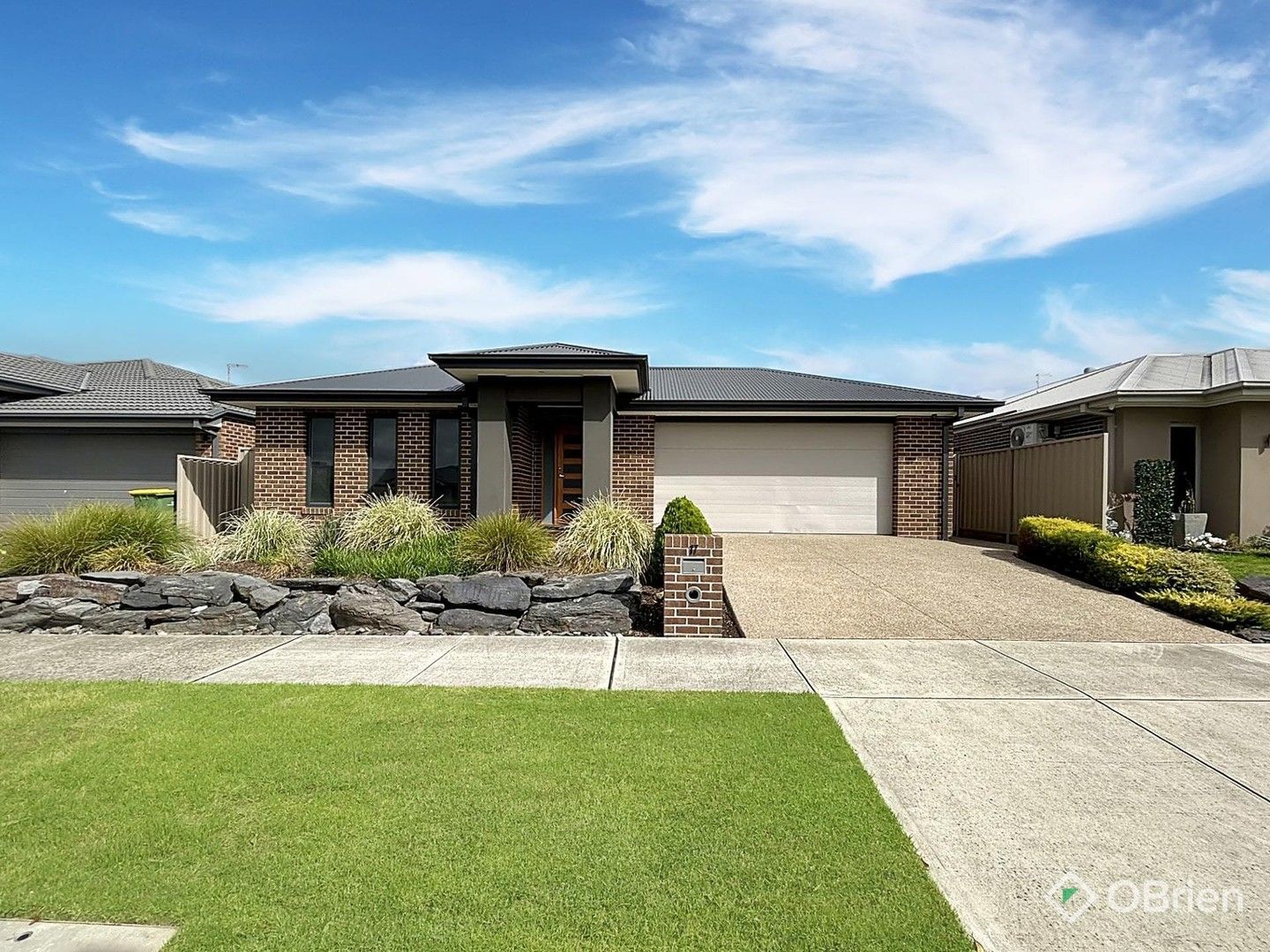 4 bedrooms House in 17 Cuttler Street PAKENHAM VIC, 3810