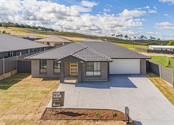 30 Cookes Road, Armidale NSW 2350