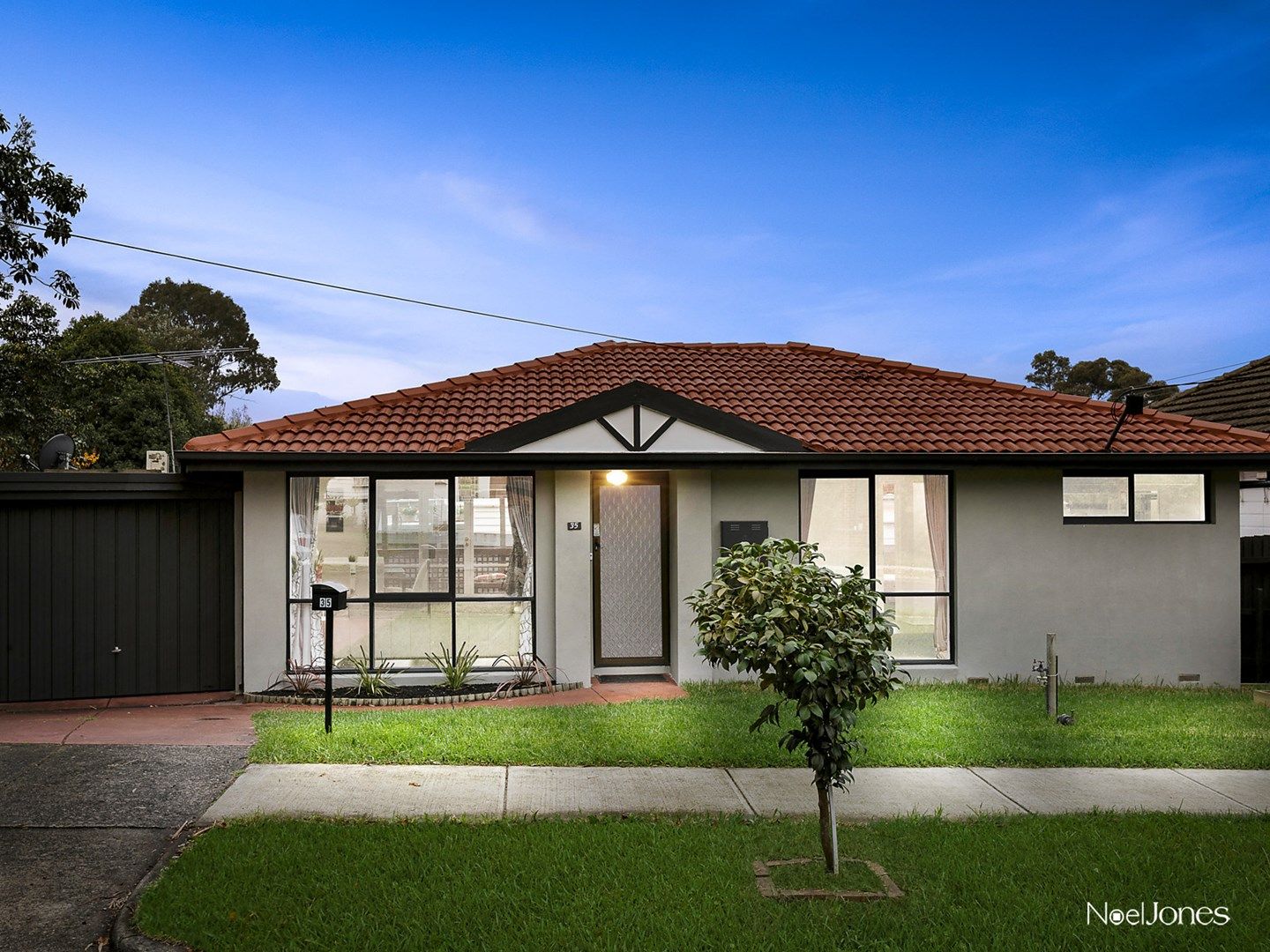 35 Barbara Street, Vermont VIC 3133, Image 0