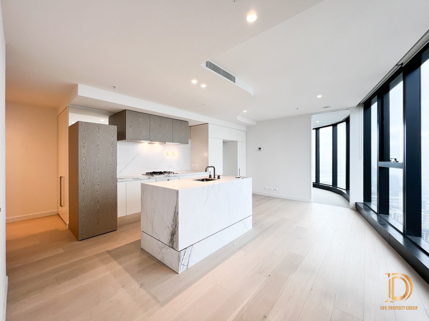 2 bedrooms Apartment / Unit / Flat in 6012/370 Queen Street MELBOURNE VIC, 3000
