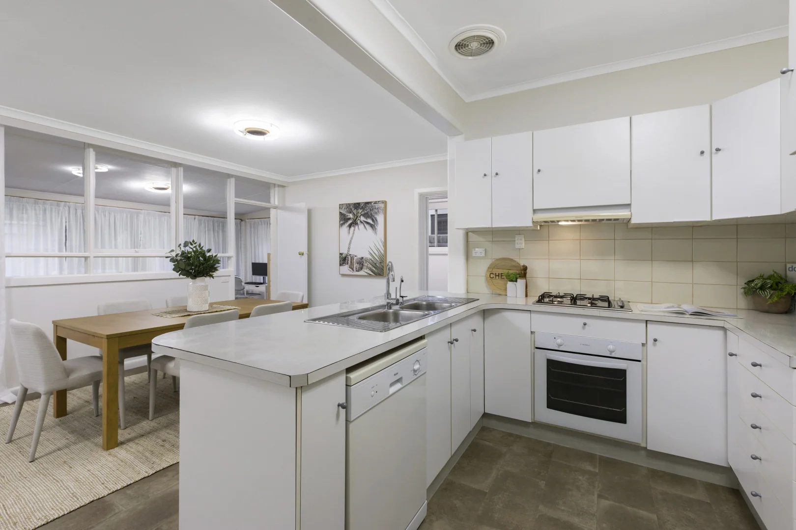 Additional image 7 of 90 Devon Street, Cheltenham VIC 3192