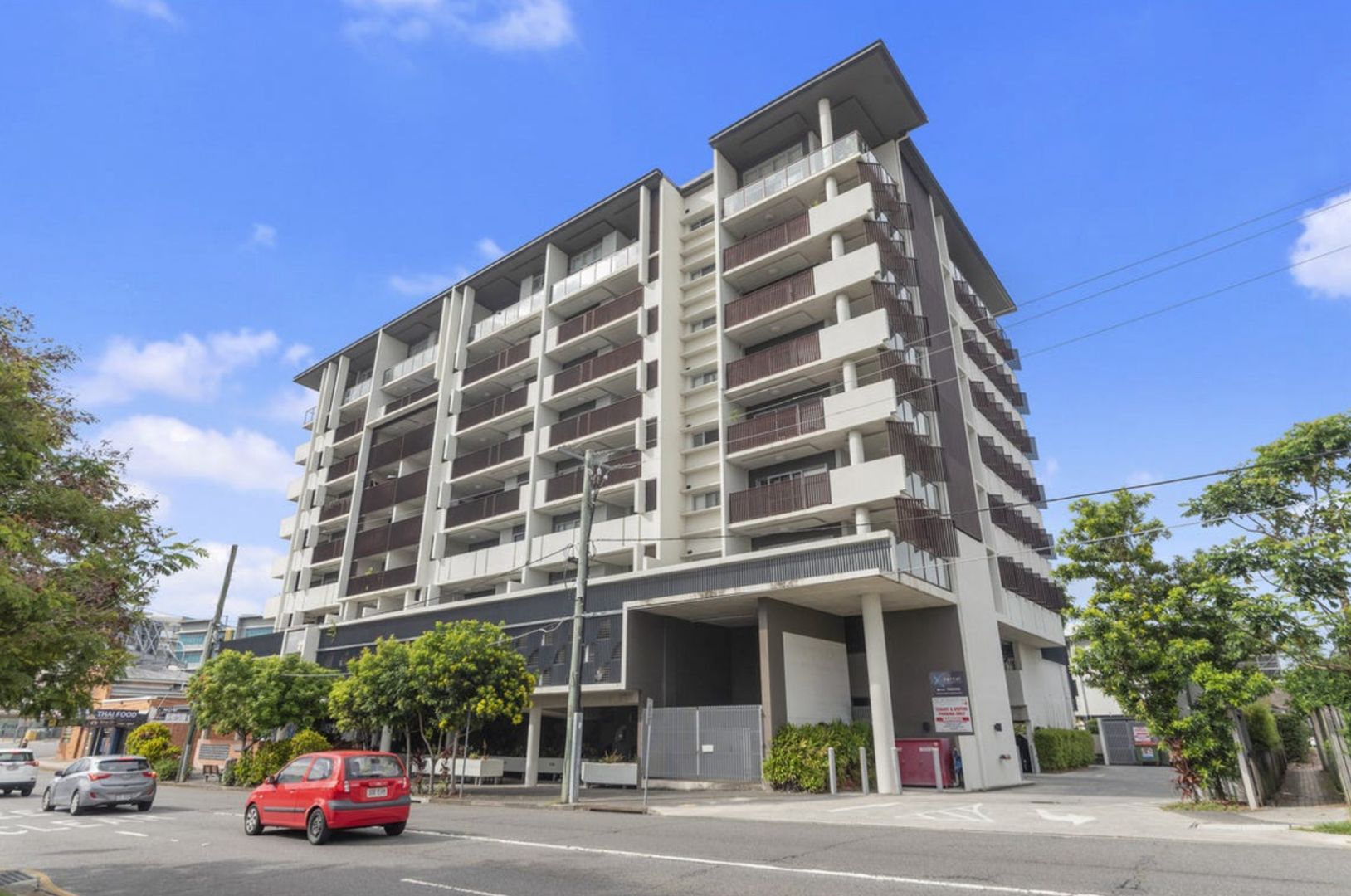 2 bedrooms Apartment / Unit / Flat in 606/428 Hamilton Road CHERMSIDE QLD, 4032